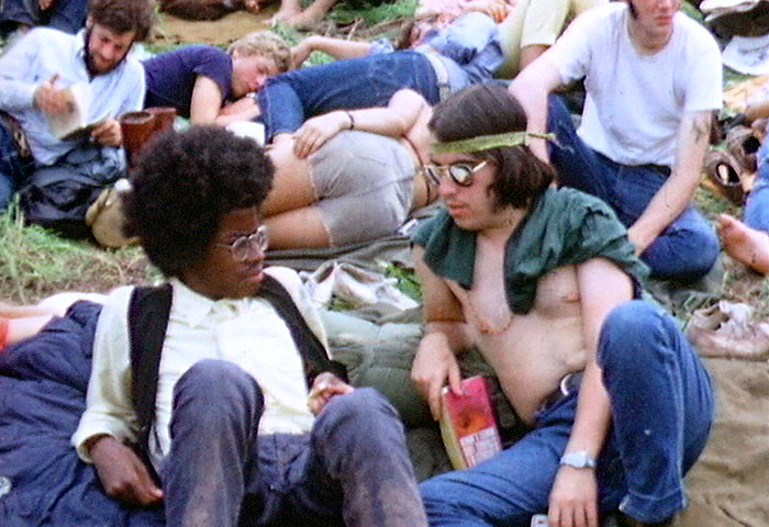 Two men speaking at Woodstock Music Fair. Photo by Derek Redmond and Paul Campbell